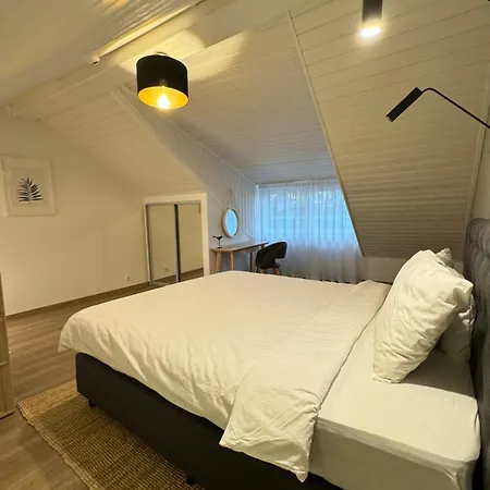 Heart Of With Little Апартаменты